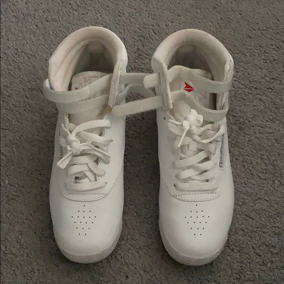 SOLD Reebok Classic High Tops - Picture 2 of 4